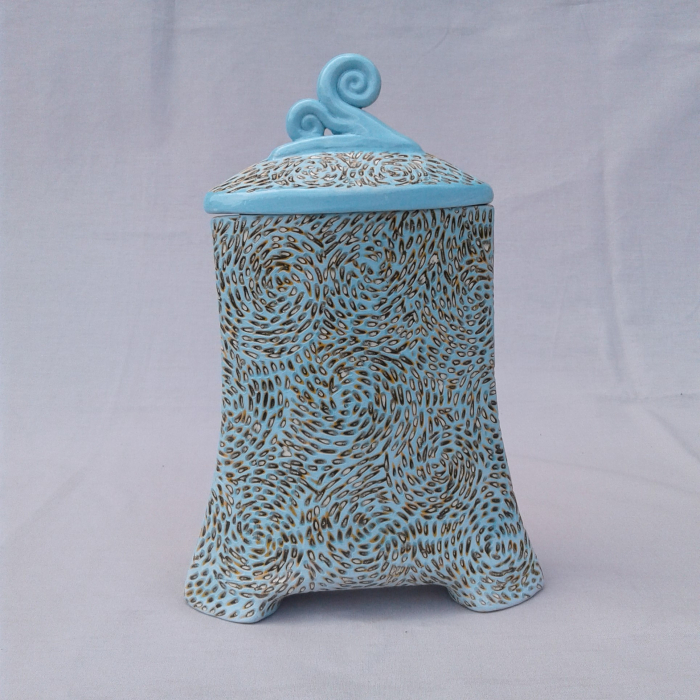 Ikaria ceramics with Marisa marquez